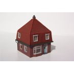 16002-woning met puntdak