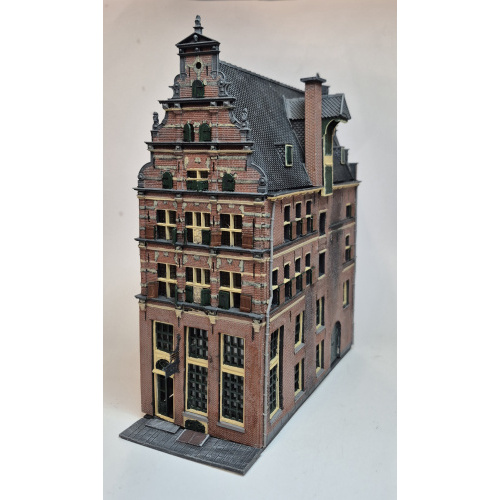 20251206_162214_resized